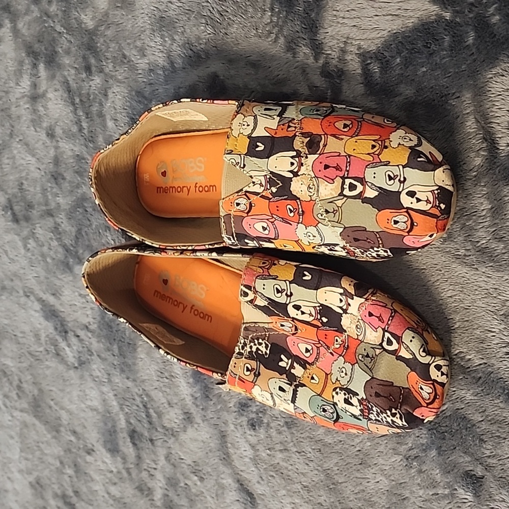 Skechers Bob's dog print